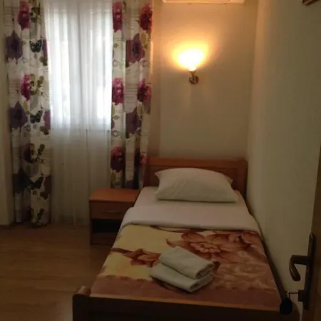 بيت ضيافة Pansion Bojic 3*