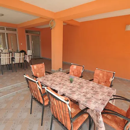 بيت ضيافة Pansion Bojic