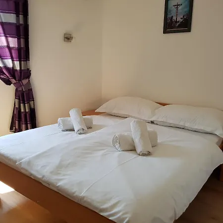 Pansion Bojic 3* Medjugorje